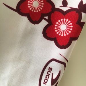 Sugoi Cherry-blossom arm warmers